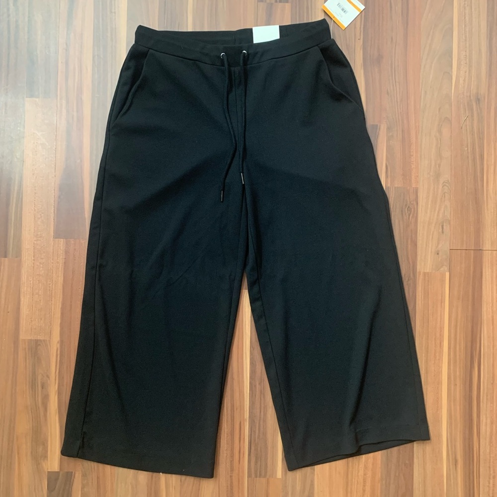 Brand New! Anne Klein Wipe leg crop pants. - Picture 1 of 7
